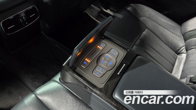 Hyundai Genesis BH330 Modern Standard 2013 — фото 16