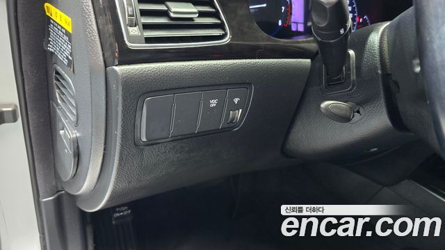 Hyundai Genesis BH330 Modern Standard 2013 — фото 20