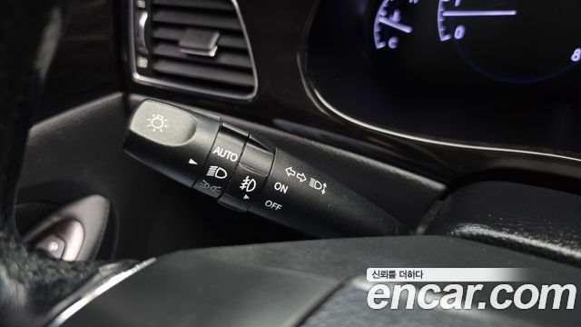 Hyundai Genesis BH330 Modern Standard 2013 — фото 29