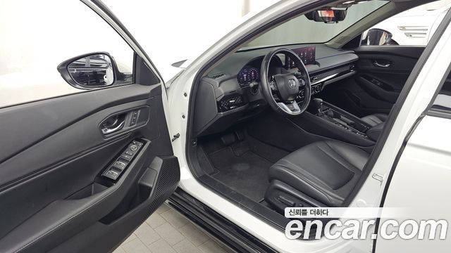 Honda Accord (XI) 2.0 Hybrid Touring 2024 — фото 10
