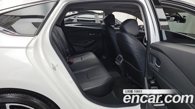 Honda Accord (XI) 2.0 Hybrid Touring 2024 — фото 12