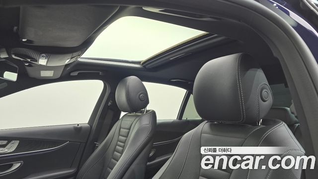 Mercedes-Benz E-Class (W213) E250 Avantgarde 2022 — фото 16