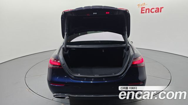 Mercedes-Benz E-Class (W213) E250 Avantgarde 2022 — фото 18