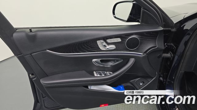 Mercedes-Benz E-Class (W213) E250 Avantgarde 2022 — фото 24