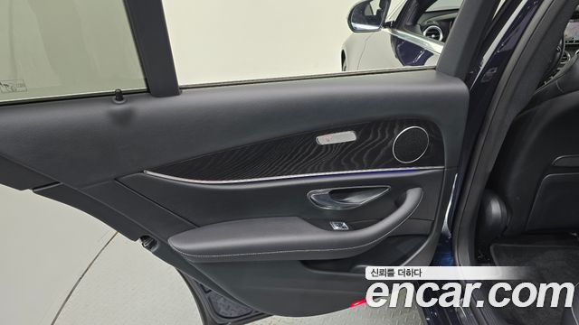 Mercedes-Benz E-Class (W213) E250 Avantgarde 2022 — фото 25