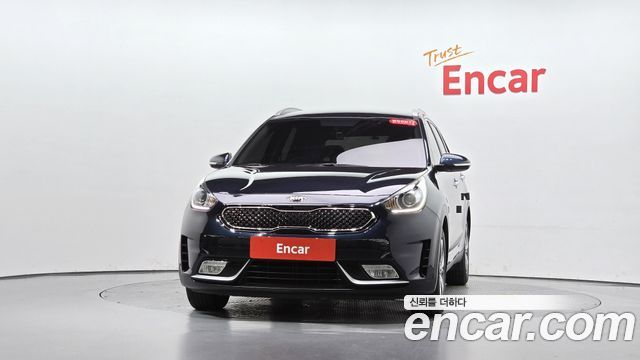 Kia Niro Prestige 2017 — фото 3