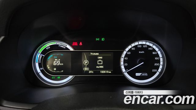 Kia Niro Prestige 2017 — фото 8