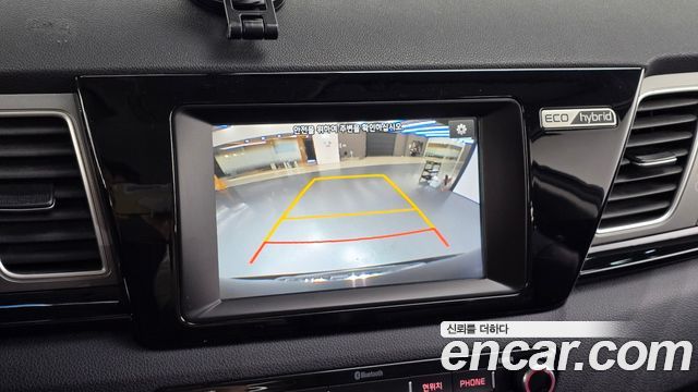 Kia Niro Prestige 2017 — фото 17