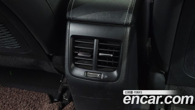 Kia Niro Prestige 2017 — фото 29