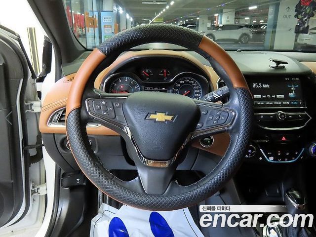 Chevrolet Cruze 1.4 Turbo LTZ Deluxe 2017 — фото 8