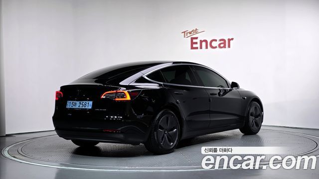 Tesla Model 3 Standard Range Plue RWD 2020 — фото 2
