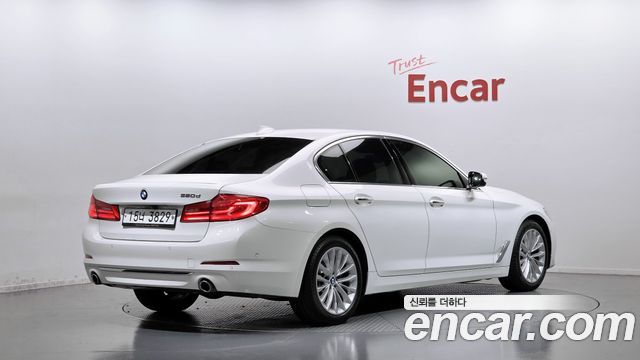 BMW 5 Series (G30) 520d Luxury Special Edition 2018 — фото 2