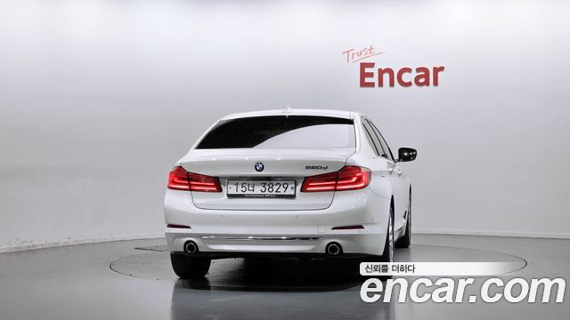 BMW 5 Series (G30) 520d Luxury Special Edition 2018 — фото 4