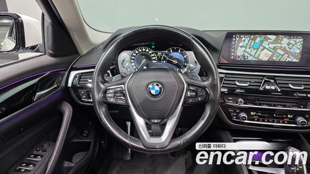 BMW 5 Series (G30) 520d Luxury Special Edition 2018 — фото 17