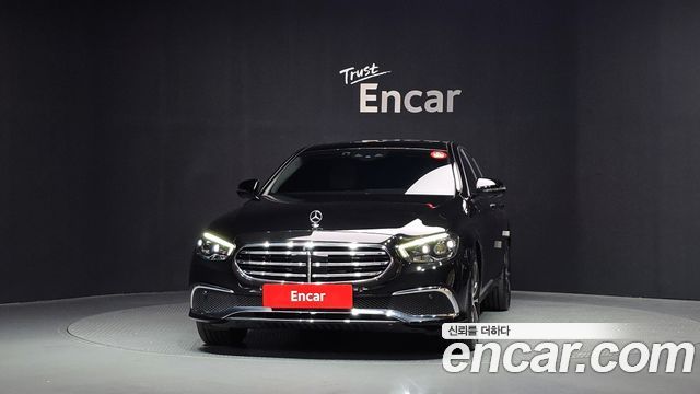 Mercedes-Benz E-Class (W213) E300e 4MATIC Exclusive 2022 — фото 3
