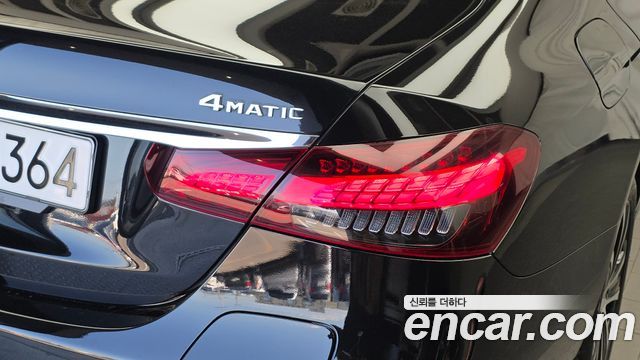 Mercedes-Benz E-Class (W213) E300e 4MATIC Exclusive 2022 — фото 23