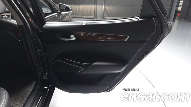 Kia K7 3.0 LPI Prestige (Rental Car) 2017 — фото 25