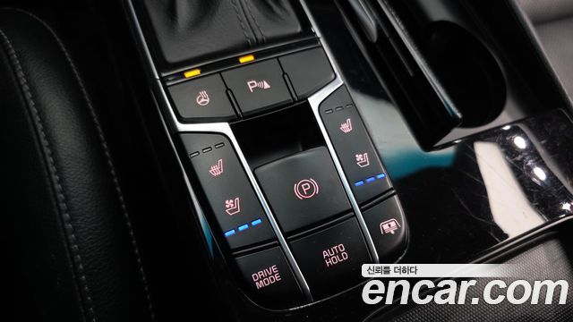 Kia K7 3.0 LPI Prestige (Rental Car) 2017 — фото 29