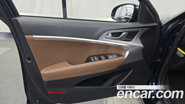 Genesis G70 2.0T Supreme 2018 — фото 24