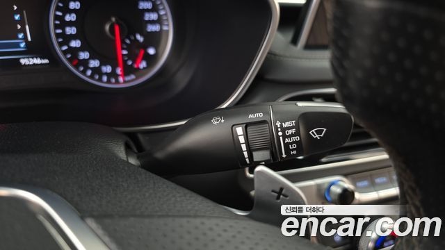 Genesis G70 2.0T Supreme 2018 — фото 27