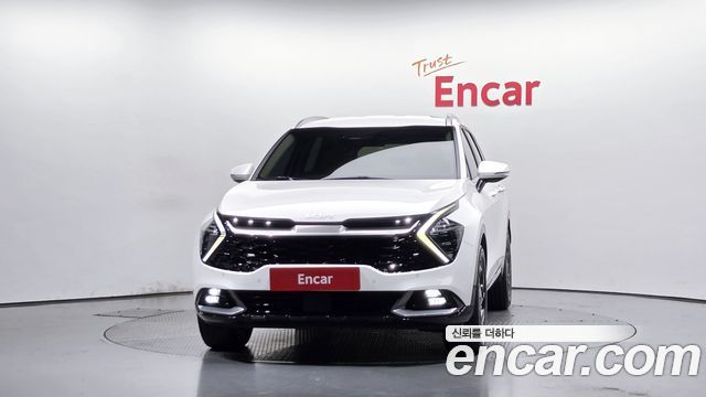 Kia Sportage (V) Gasoline 1.6 Turbo 2WD Nobleless 2023 — фото 3