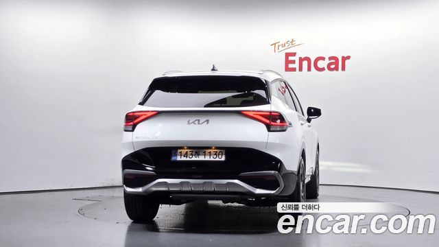 Kia Sportage (V) Gasoline 1.6 Turbo 2WD Nobleless 2023 — фото 4