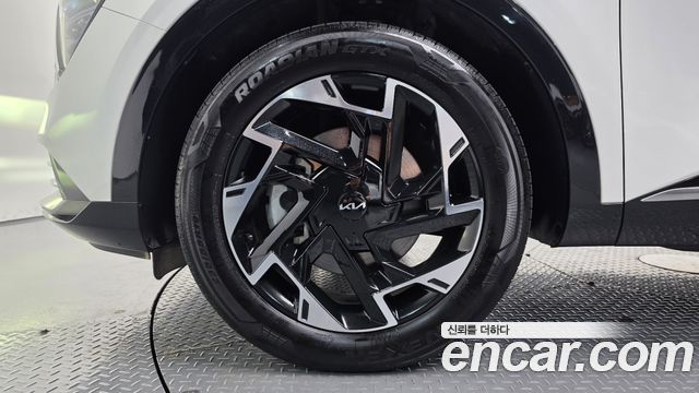 Kia Sportage (V) Gasoline 1.6 Turbo 2WD Nobleless 2023 — фото 5
