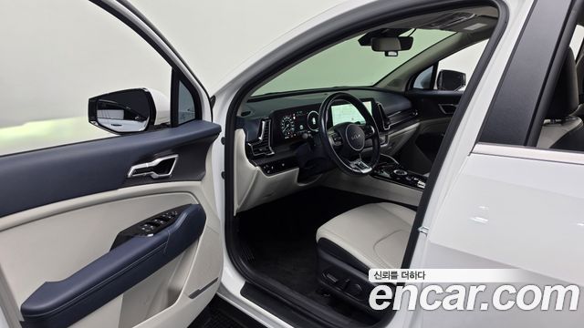 Kia Sportage (V) Gasoline 1.6 Turbo 2WD Nobleless 2023 — фото 10