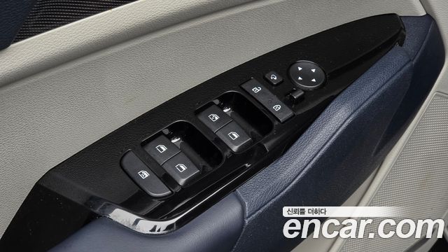 Kia Sportage (V) Gasoline 1.6 Turbo 2WD Nobleless 2023 — фото 18