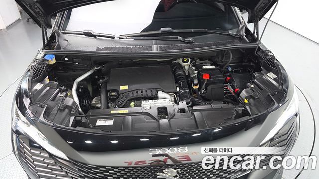 Peugeot 3008 (II) 1.2 Pure Tech GT 2024 — фото 6