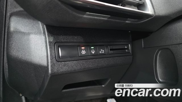 Peugeot 3008 (II) 1.2 Pure Tech GT 2024 — фото 19