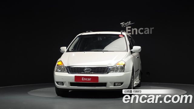 Kia Carnival R Grand Carnival GLX Deluxe 2012 — фото 3
