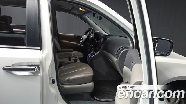 Kia Carnival R Grand Carnival GLX Deluxe 2012 — фото 11