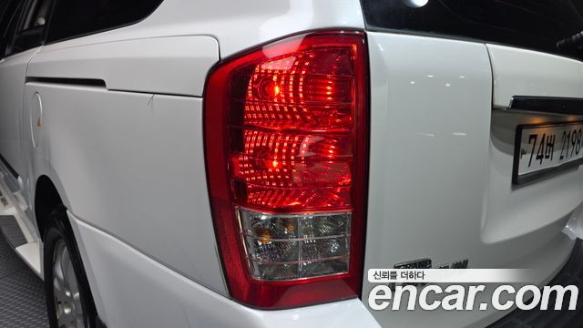 Kia Carnival R Grand Carnival GLX Deluxe 2012 — фото 23