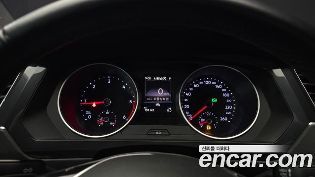 Volkswagen Tiguan (II) 2.0 TDI Premium 2020 — фото 8