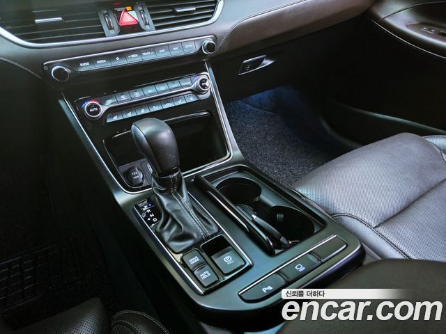 Hyundai Grandeur (IG) 2.4 Premium Special 2018 — фото 9