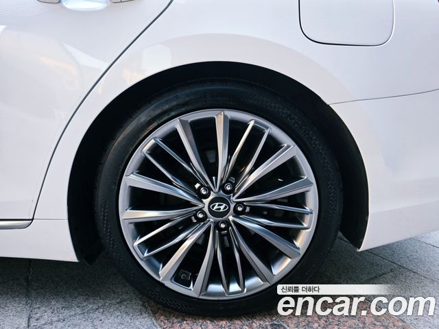 Hyundai Grandeur (IG) 2.4 Premium Special 2018 — фото 24