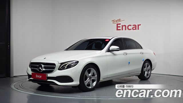 Mercedes-Benz E-Class (W213) E200 Avantgarde 2018 — фото 1