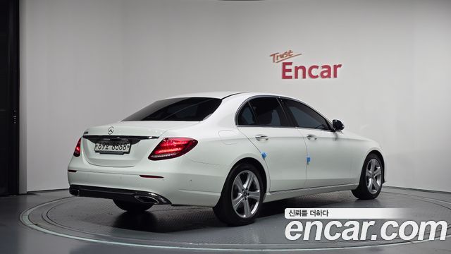 Mercedes-Benz E-Class (W213) E200 Avantgarde 2018 — фото 2