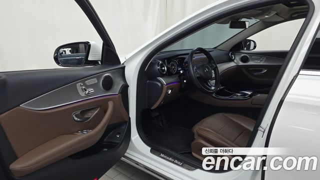 Mercedes-Benz E-Class (W213) E200 Avantgarde 2018 — фото 10