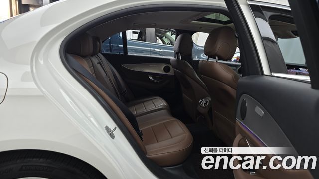 Mercedes-Benz E-Class (W213) E200 Avantgarde 2018 — фото 12