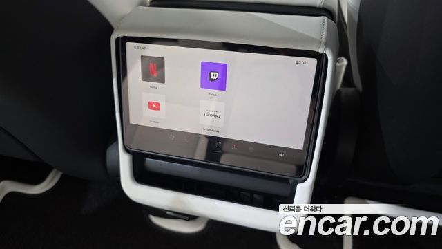 Tesla Model Y Premium RWD 2026 — фото 32