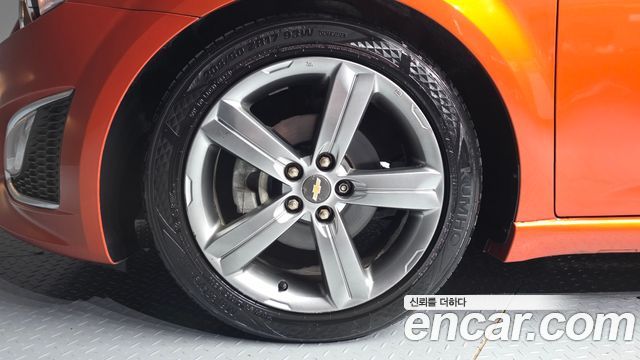 Chevrolet Aveo Hatchback 1.4 Turbo RS 2015 — фото 5