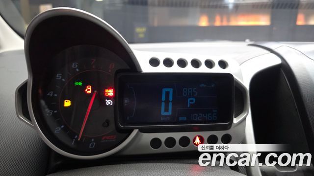 Chevrolet Aveo Hatchback 1.4 Turbo RS 2015 — фото 8