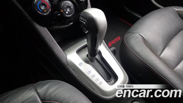 Chevrolet Aveo Hatchback 1.4 Turbo RS 2015 — фото 9