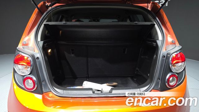 Chevrolet Aveo Hatchback 1.4 Turbo RS 2015 — фото 20