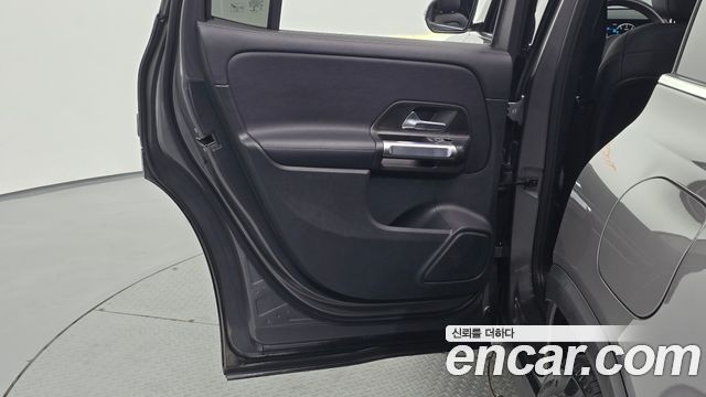 Mercedes-Benz GLB-Class (X247) GLB220 2021 — фото 25