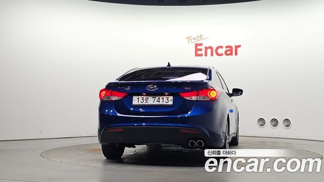 Hyundai Avante Coupe 2.0 GDi Premium Standard 2014 — фото 4