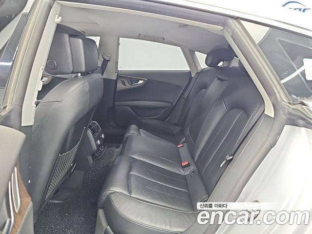 Audi A7 3.0 TFSI Quattro Dynamic 4G 2012 — фото 16