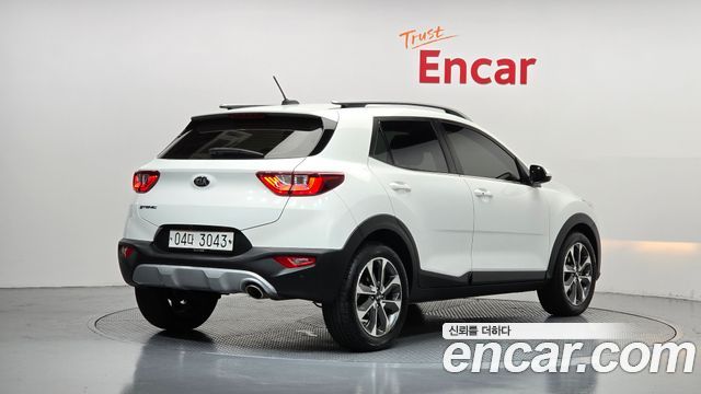 Kia Stonic Diesel 1.6 Prestige 2018 — фото 2